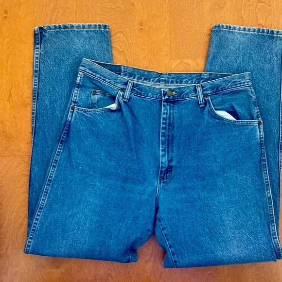 Wrangler Men’s Jeans, size 38x34 - Picture 3 of 5